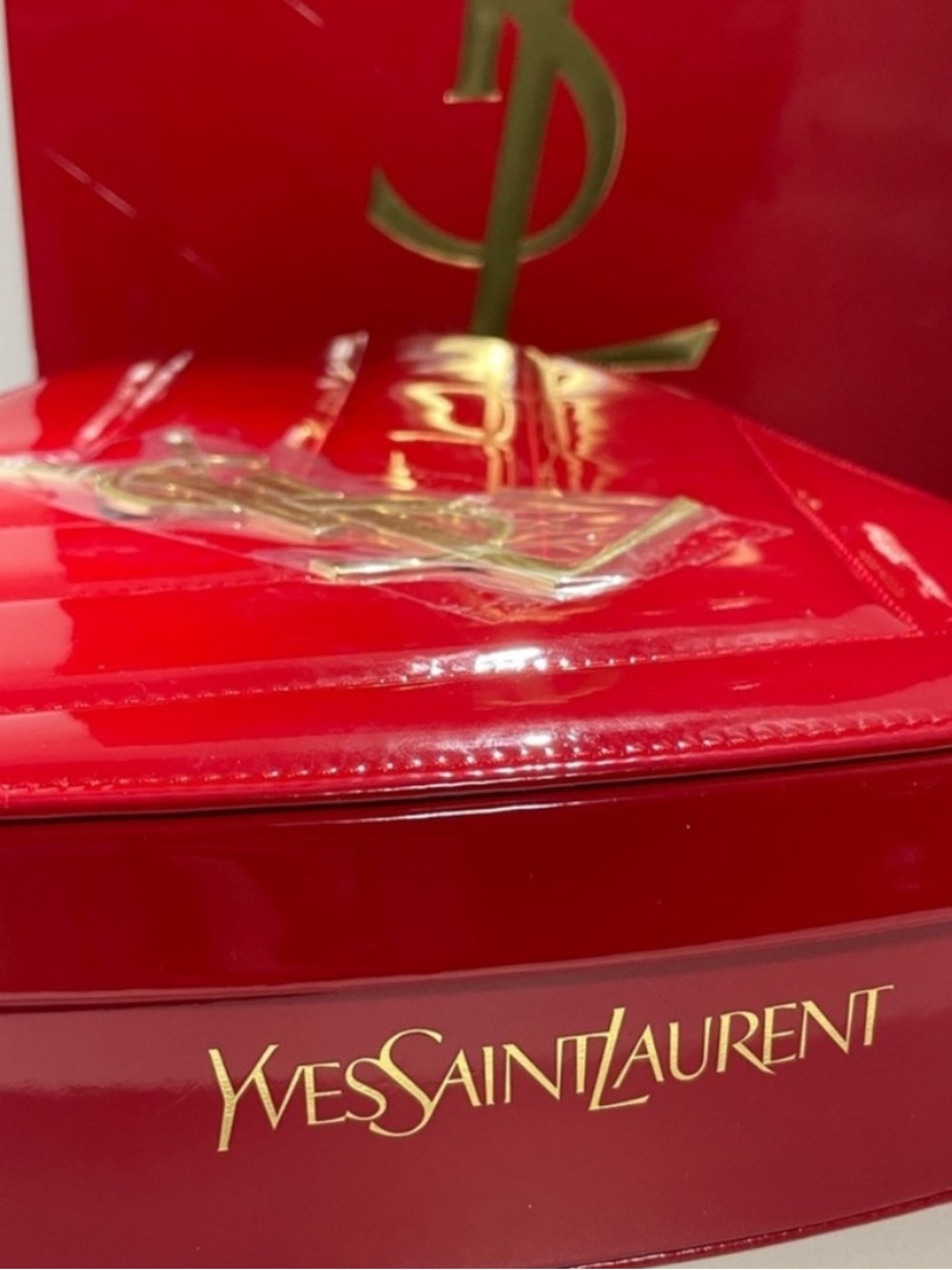 YSL Beauty large size red heart box - Picture 6 of 15